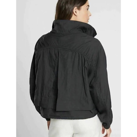 NWT Athleta Canopy Parachute Performance Jacket Size M Black BRAND NEW $158 Zip - Picture 4 of 16